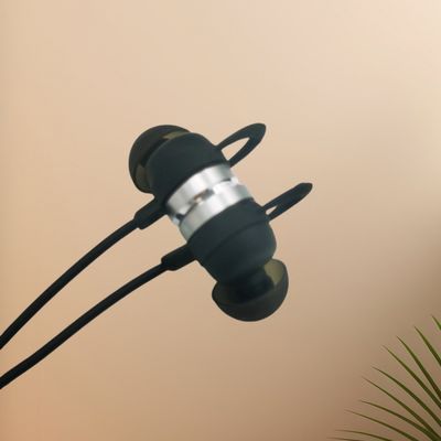 Ausili acustici Otc programmabili con Bluetooth ricaricabili IOS Android auricolari per i non udenti